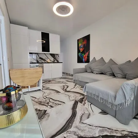 2 Bedrooms Flat + Balcony + Parking At Las Canteras Beach Las Palmas Buitenkant foto