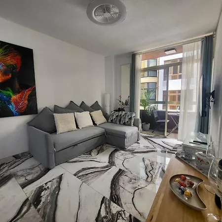 2 Bedrooms Flat + Balcony + Parking At Las Canteras Beach Las Palmas Buitenkant foto