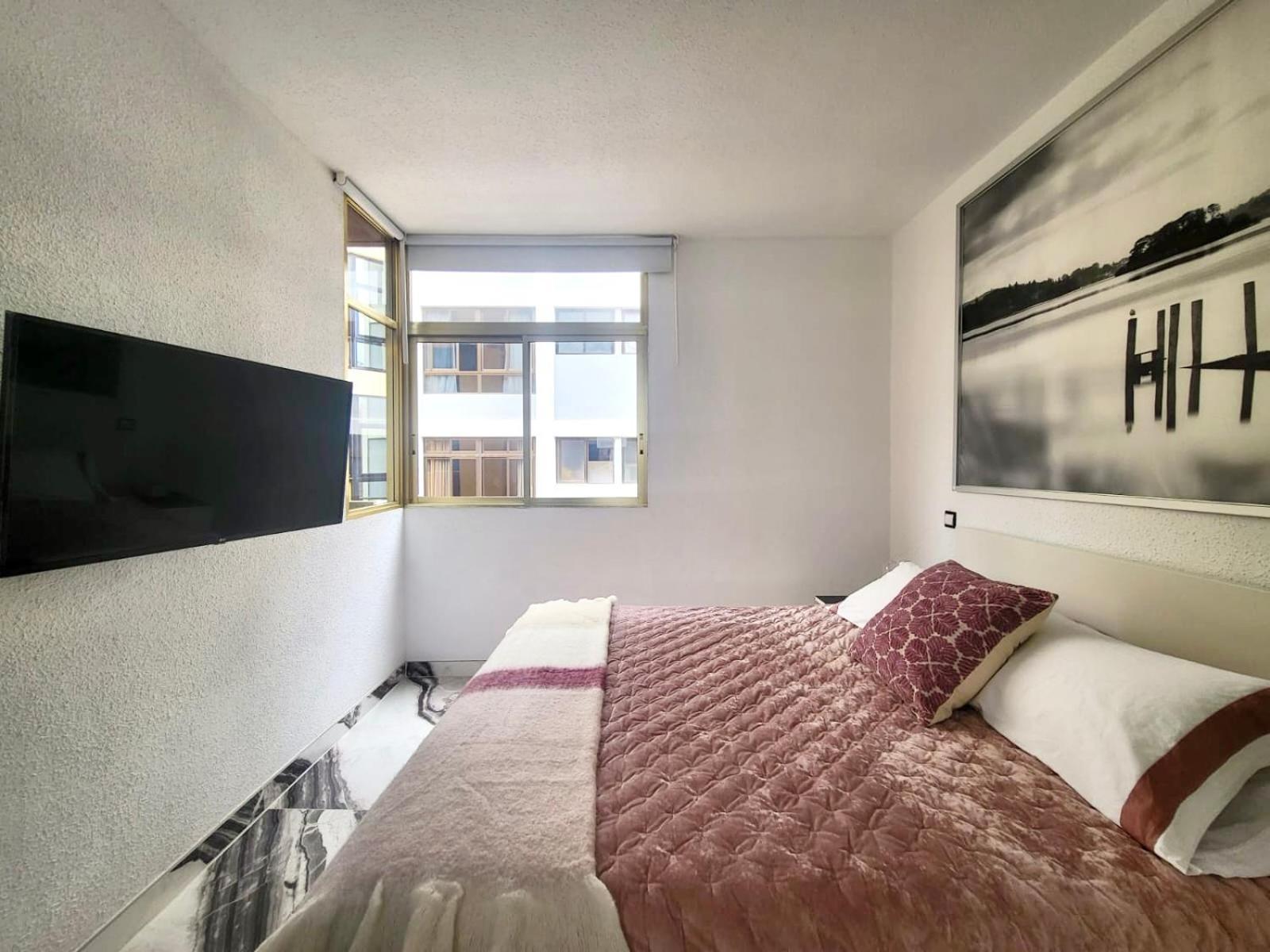2 Bedrooms Flat + Balcony + Parking At Canteras Apartment *