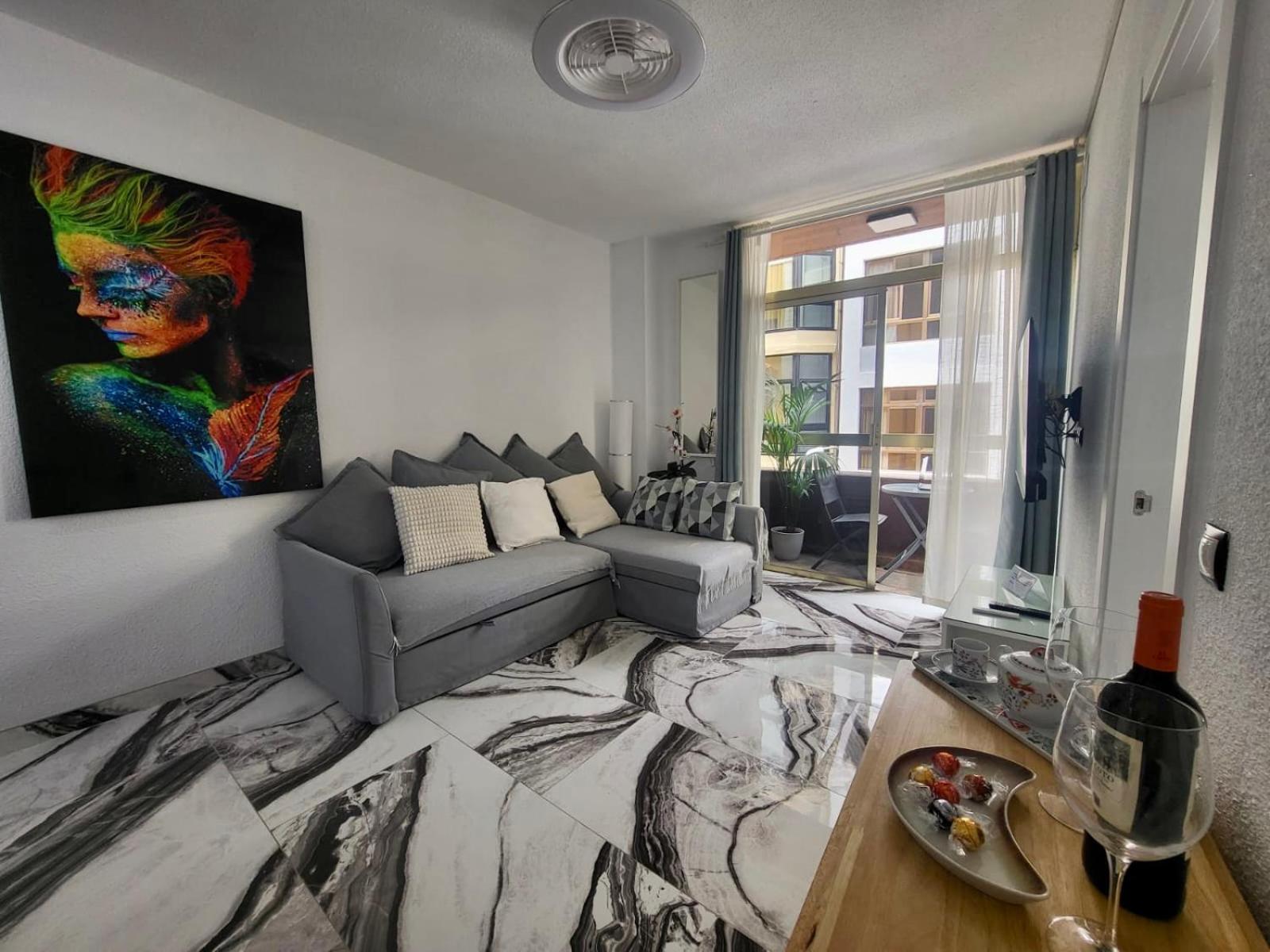 Appartement 2 Bedrooms Flat + Balcony + Parking At Canteras
